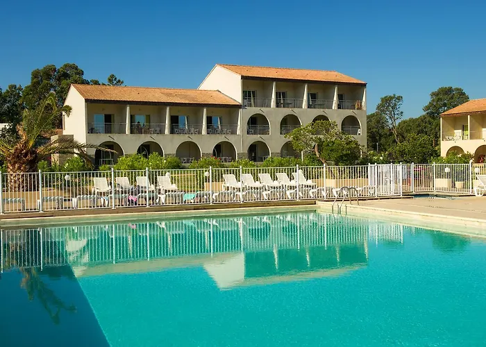 Goelia Perla D'isula Aparthotel